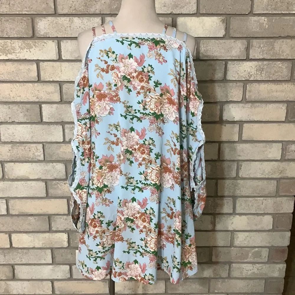 3for$20 long blouse medium - Picture 3 of 5